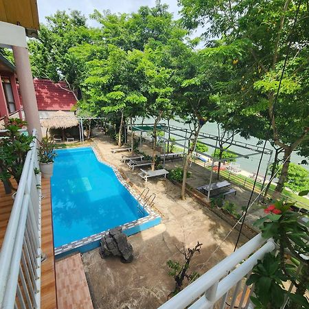 Restful River Bungalow Phong Nha Exteriör bild